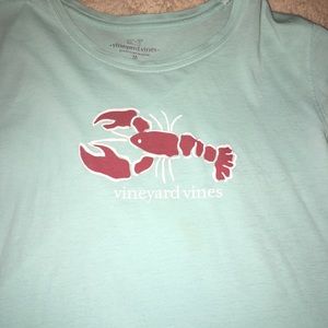 Mint Vineyard Vines t-shirt